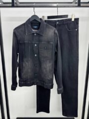 Джинсовый костюм Kiton